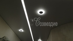 световые линии, натяжной потолок с подсветкой
